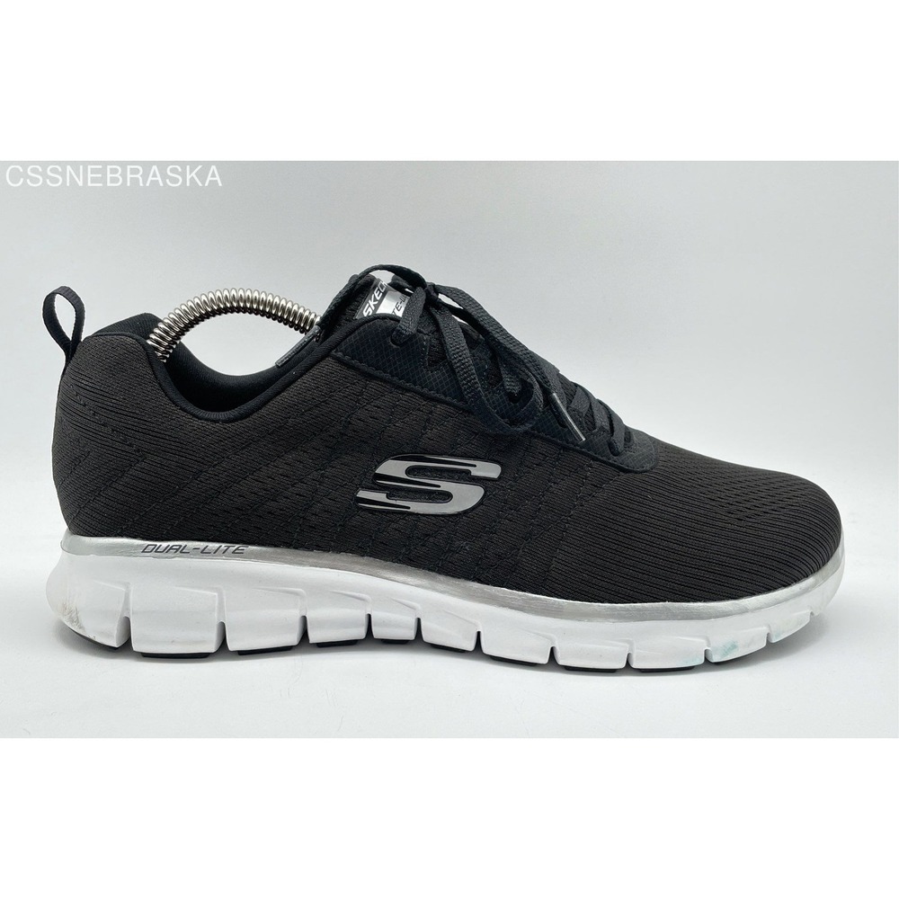 SKECHERS BLACK WOMAN'S MAX CUSHIONING -‎ Size 10